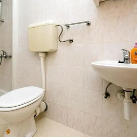 Apartment Fontana - Two Bedroom With Terrace And Sea View Mlini