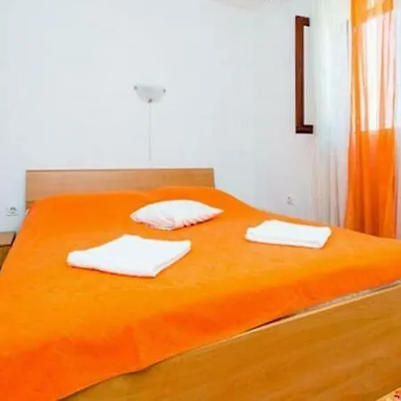Fontana - Two Bedroom With Terrace And Sea View